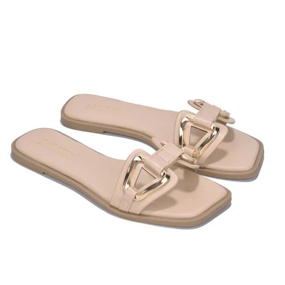 Jocha Stylish Summer Slide Sandals with Gold Accent Chain - Nude & Black - Picture 3 of 8